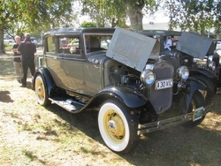 Keith and Margaret Watson's 1930 Victoria, winner of the Modified class at the Taupo National Model A Rally Easter 2009.JPG